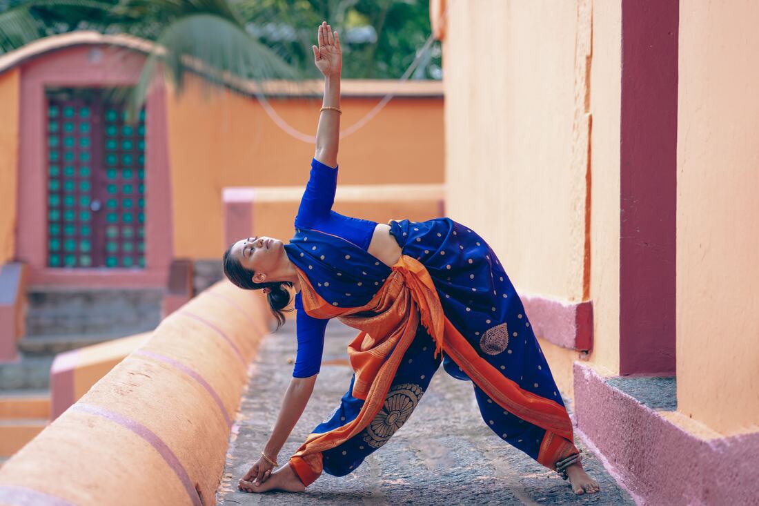 Modern vs Old Yoga wears while practising yoga